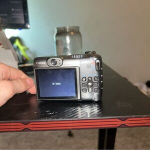 Canon Power Shot A590 IS
8.0 MP
Digital Camera - Gray
